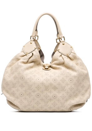 Louis Vuitton Pre-Owned 2010 Monogram Mahina XL hobo bag - White