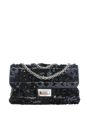 CHANEL Pre-Owned 2011 Patent Trimmed Sequined Satin Reissue 2.55 Single Flap 225 satchel - Black