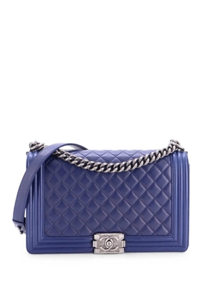 CHANEL Pre-Owned Boy Flap Bag Quilted Lambskin New Medium shoulder bag - Blue