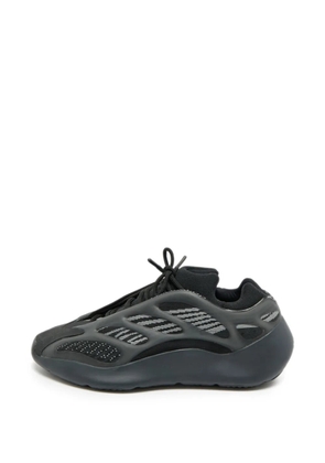 adidas Yeezy Yeezy 700 V3 sneakers - Black