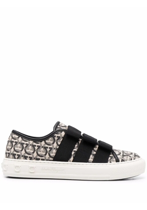 Ferragamo Gancini and Vara bow low-top sneakers - Neutrals