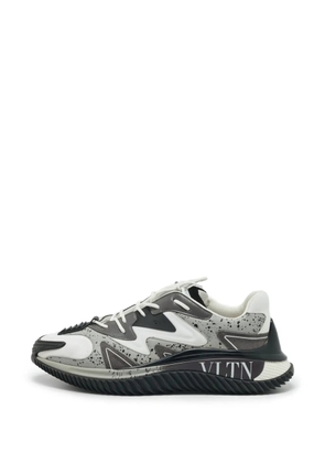 Valentino Garavani Pre-Owned Wade Runner panelled sneakers - Grey