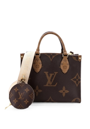 Louis Vuitton Pre-Owned OnTheGo Tote Reverse Monogram Giant PM shoulder bag - Brown