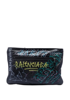 Balenciaga Pre-Owned 2018 Lambskin Graffiti Explorer clutch bag - Black