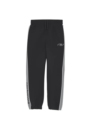 New Balance Trackside woven pants - Black