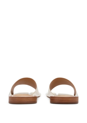 Maison Margiela Tabi flat mules - White