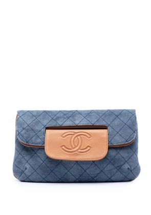 CHANEL Pre-Owned 2010-2011 CC Quilted Denim Foldover clutch bag - Blue