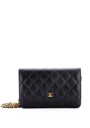 CHANEL Pre-Owned Wallet on Chain Quilted Lambskin crossbody bag - Black