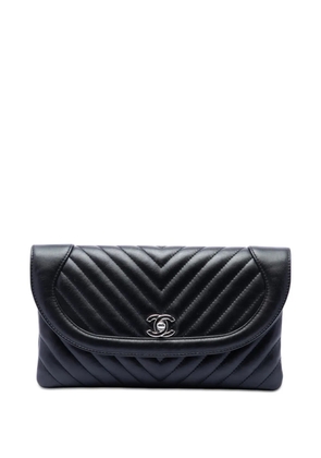 CHANEL Pre-Owned 2018-2019 CC Chevron Lambskin Round Flap clutch bag - Black