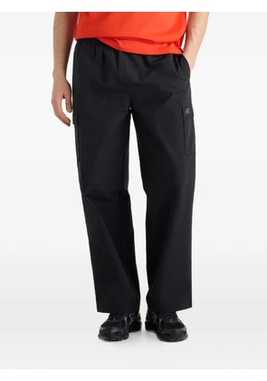 New Balance logo-detail cargo pants - Black