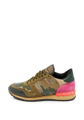 Valentino Garavani Pre-Owned Rockrunner camouflage-pattern sneakers - Green