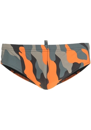 DSQUARED2 logo-print swim trunks - Green