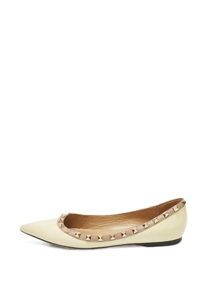 Valentino Garavani Pre-Owned Rockstud ballet flats - Neutrals
