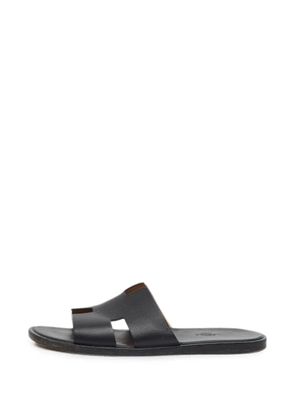 Hermès Pre-Owned Izmir H strap flat sandals - Black