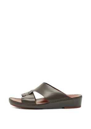 Loro Piana Pre-Owned New Buckle slide sandals - Brown