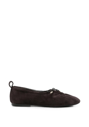 ADRIANNA FERETTI bow-detail suede ballet flats - Brown