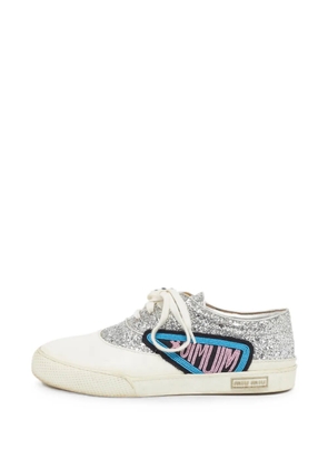 Miu Miu Pre-Owned patch sneakers - White