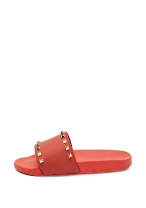 Valentino Garavani Pre-Owned Rockstud slides - Red
