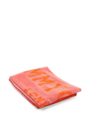 Jimmy Choo Pre-Owned 702 AED logo-print terry beach towel - Orange