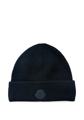 Moncler logo-patch ribbed beanie hat - Black