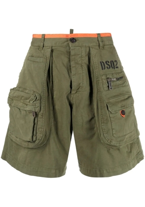 DSQUARED2 multiple-pockets cargo shorts - Green