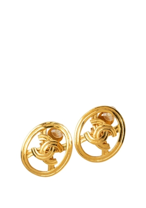 CHANEL Pre-Owned 1996 CC Gold Plated Oval Clip On Earrings costume earrings