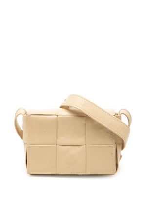 Bottega Veneta Pre-Owned 2012-2026 Extra Mini Nappa Intrecciato Cassette crossbody bag - Neutrals