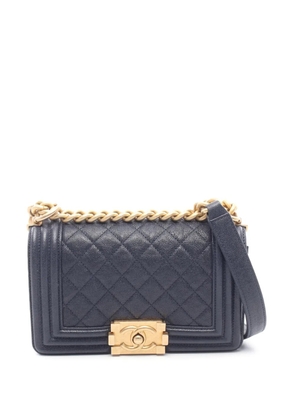 CHANEL Pre-Owned 2019 Small Quilted Caviar Boy Flap shoulder bag - Blue