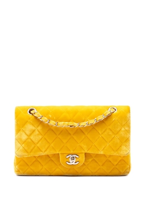 CHANEL Pre-Owned 2015-2016 Medium Classic Velvet Double Flap shoulder bag - Yellow