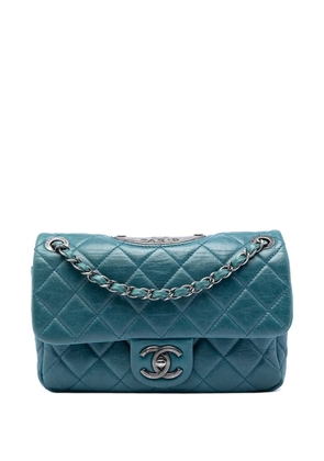 CHANEL Pre-Owned 2014 Quilted Calfskin Plaque Double Flap shoulder bag - Blue