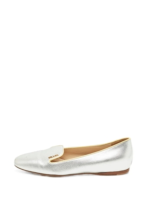 Prada Pre-Owned leather loafers - Silver
