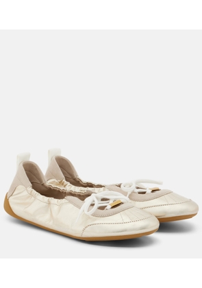 Chloe Chloe Kick metallic leather flats