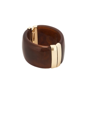 Epifene Bangle in Brown.