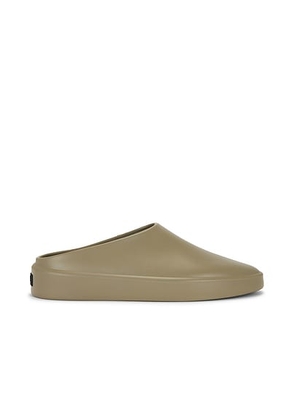 Fear of God ESSENTIALS California 1.0 Slide in Clay - Grey. Size 41 (also in 40, 44, 45).