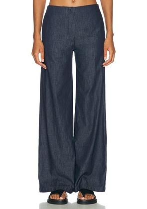 Jil Sander Wide Leg in Magnet - Blue. Size 44 (also in ).