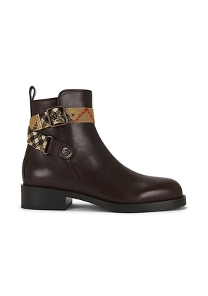 Burberry Huntley Bootie in Treacle Brown - Brown. Size 39.5 (also in ).