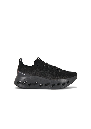 On Cloudsurfer Max in Black. Size 7. Also in 7.5, 8, 8.5, 9, 9.5, 10, 10.5, 11, 11.5, 12, 13.
