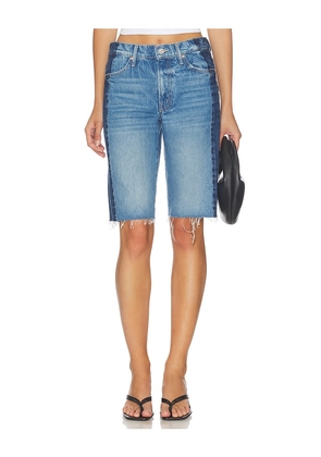 MOTHER The Mid Rise Maven Bermuda Fray Shorts in Blue. Size 23. Also in 24, 25, 26, 27, 28, 29, 30, 31, 32, 33, 34.
