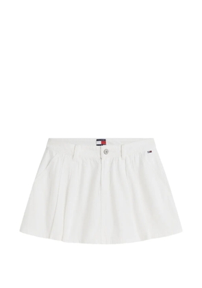 Tommy Jeans logo-patch pleated mini skirt - White