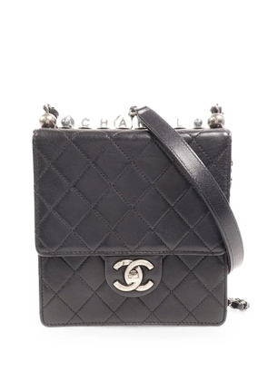 CHANEL Pre-Owned Matelasse Pearl chain shoulder bag - Black