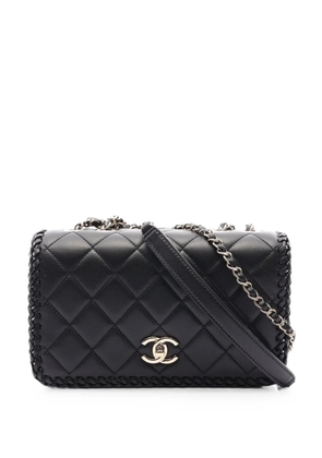 CHANEL Pre-Owned 2021s braided-trim shoulder bag - Black