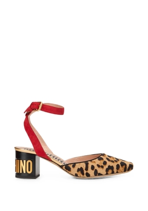 Moschino leopard-print logo-plaque pumps - Brown