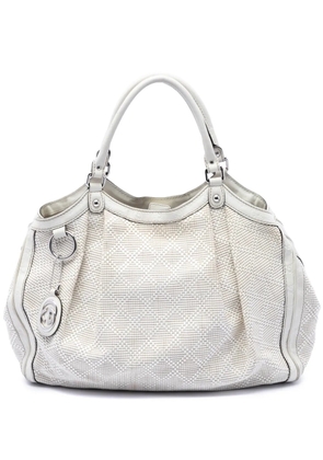 Gucci Pre-Owned 2016-2026 Large Diamante Raffia Sukey tote bag - White