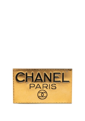 CHANEL Pre-Owned 1950-1970 CC Gold Plated Logo Plate Brooch costume brooch