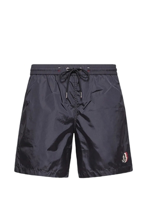 Moncler logo-patch drawstring swim shorts - Blue