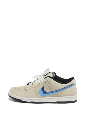 Nike Vintage SB Dunk Truck It sneakers - Neutrals