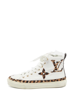 Louis Vuitton Pre-Owned Stellar leopard-print sneakers - White