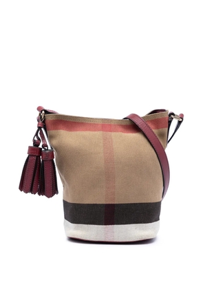 Burberry Pre-Owned 2000-2017 Mini Mega Check Canvas Ashby Tassel bucket bag - Brown