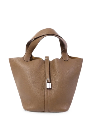 Hermès Pre-Owned 2022 MM Picotin Clemence-leather tote bag - Brown