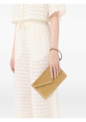 Valentino Garavani Rockstud suede clutch bag - Neutrals